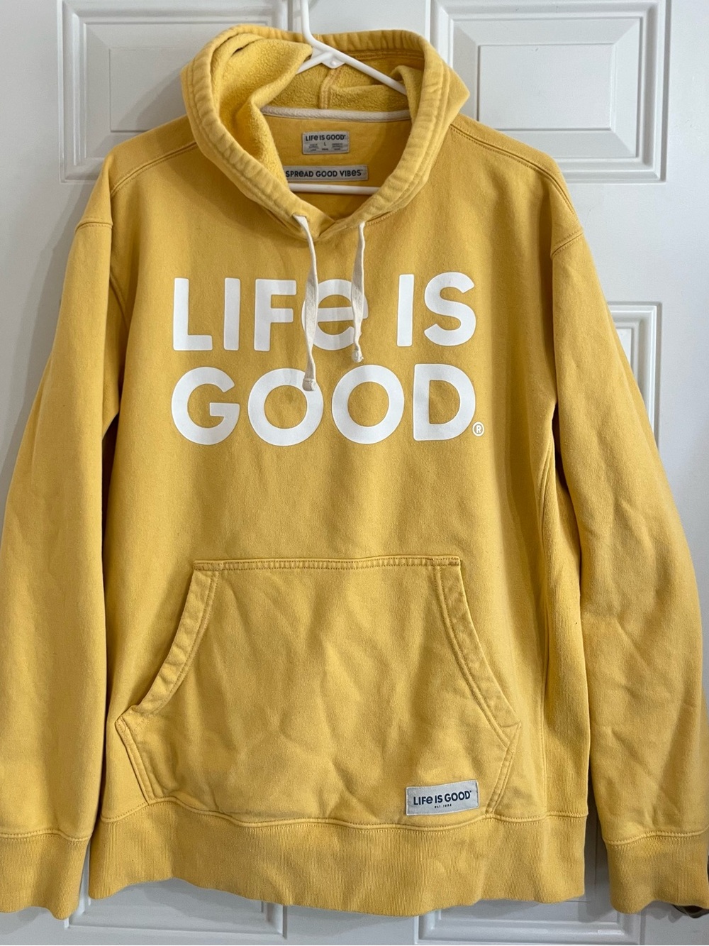 Life is Good Men’s L Hoodie Yellow Graphic Spread Good Vibes Cotton Sweatshirt